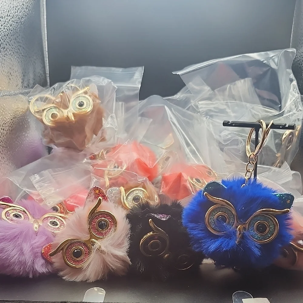 Faux Fur Owl Keychain Bag Charm. 25 PIECE LOT.